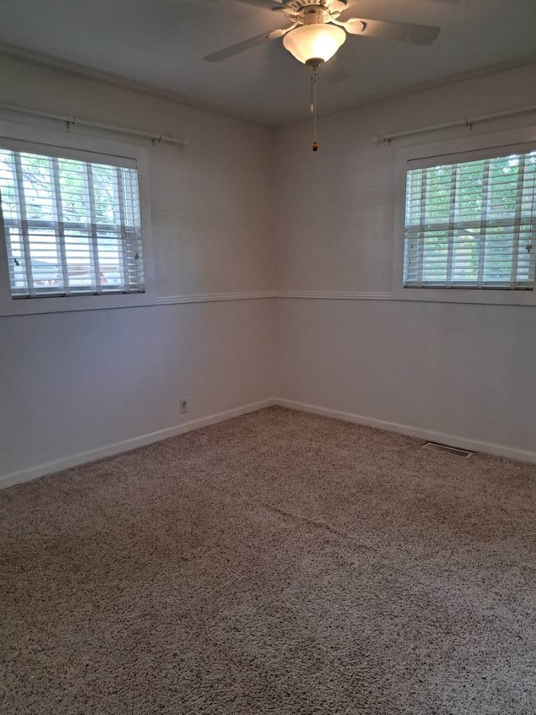 Photo 11 of 28 of home listing at 740 Parry Drive, Chadron, NE 69337