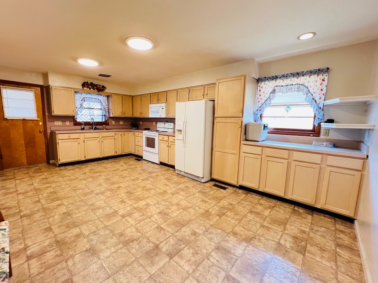 1075 Patterson Rd, #Tract 1