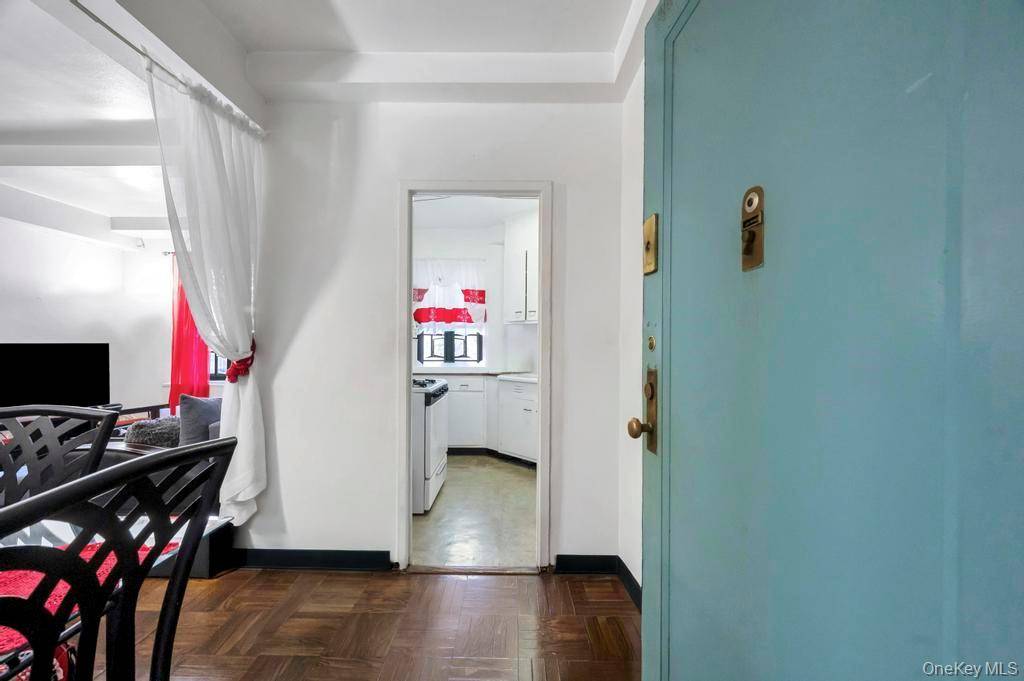 1690 Metropolitan Avenue UNIT&nbsp;1E, Bronx, NY, 10462