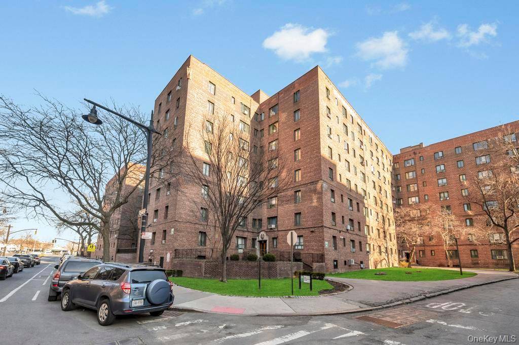 1690 Metropolitan Avenue UNIT&nbsp;1E, Bronx, NY, 10462