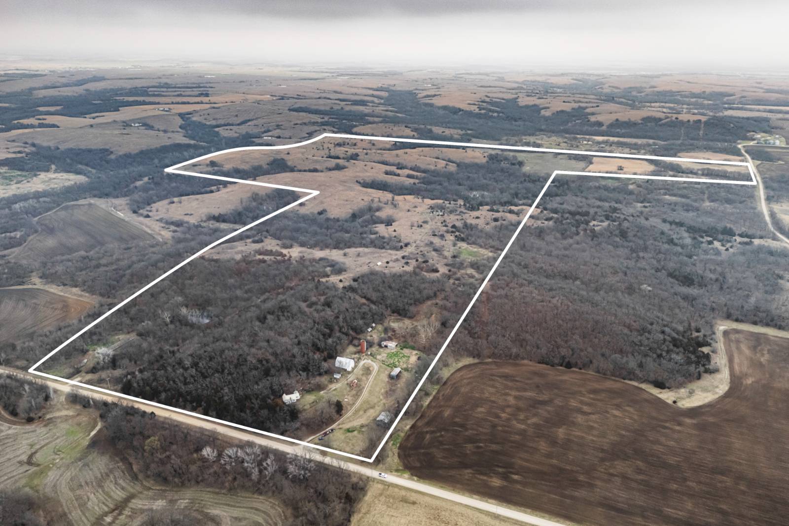 21485 Harper Rd, Fredonia, KS, 66736