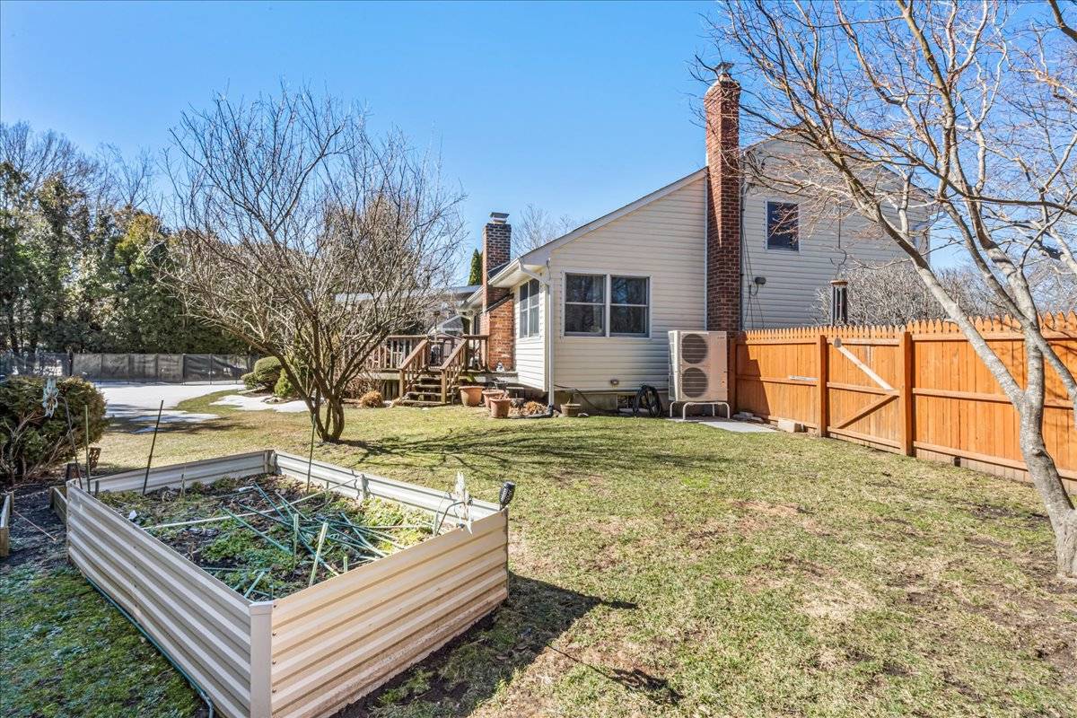 4 Andover Pl, Huntington, NY, 11743