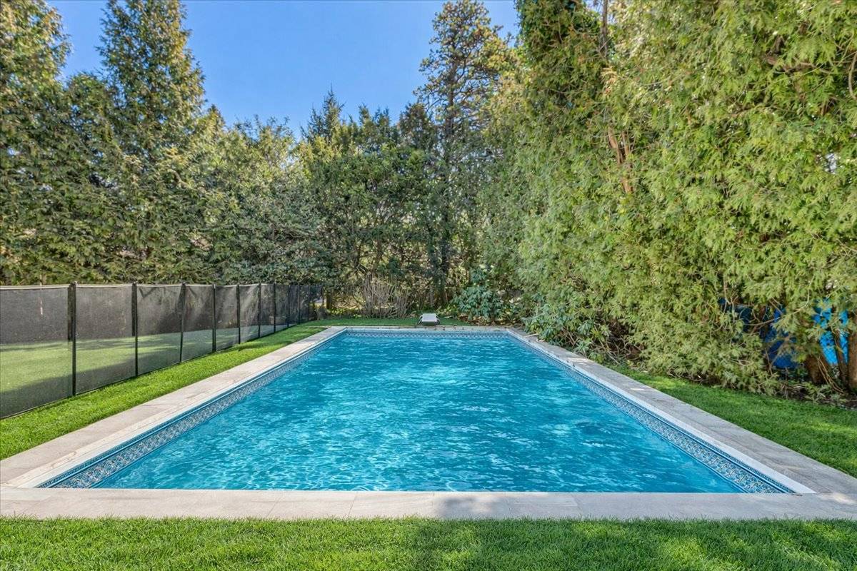 4 Andover Pl, Huntington, NY, 11743