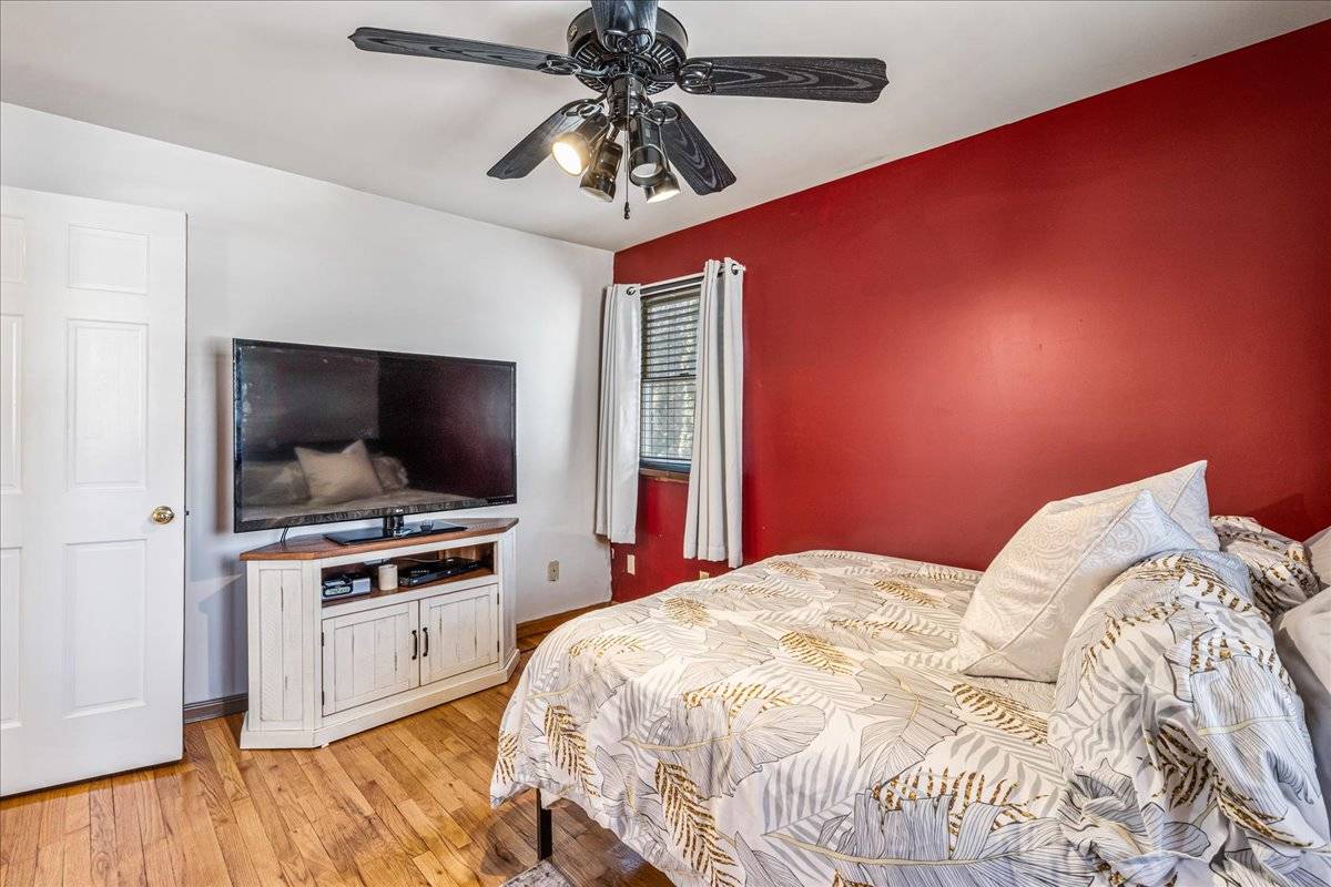 4 Andover Pl, Huntington, NY, 11743