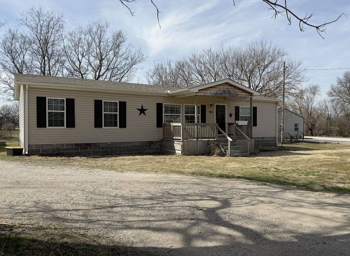 A-10; 100 Prairie View Cov