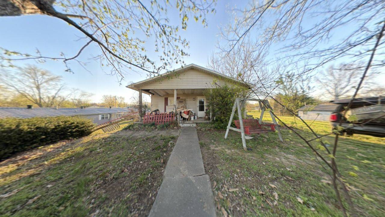 714 N Pike St