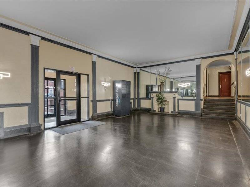 909 East 29th Street, UNIT&nbsp;2E, Brooklyn, NY, 11210