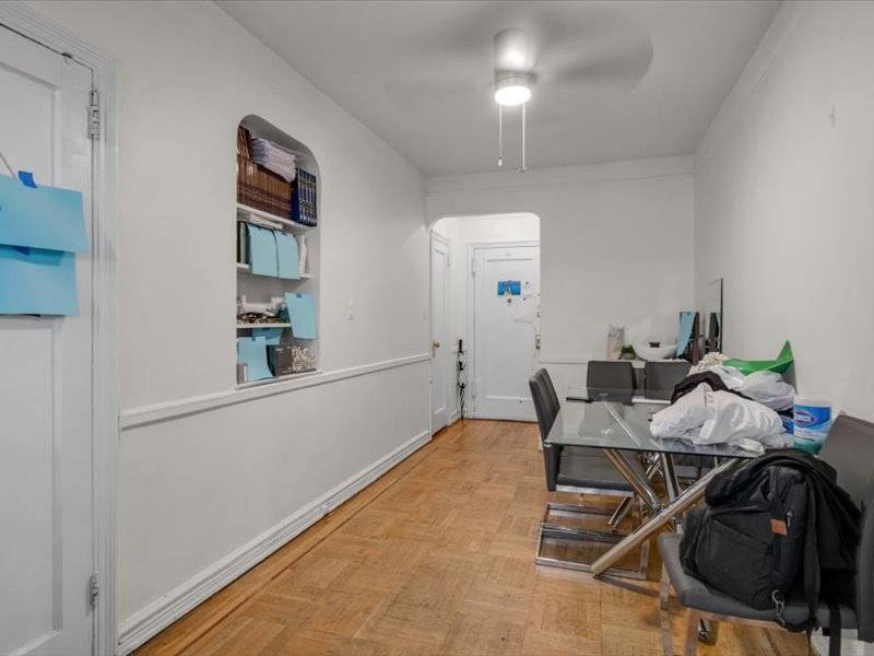909 East 29th Street, UNIT&nbsp;2E, Brooklyn, NY, 11210