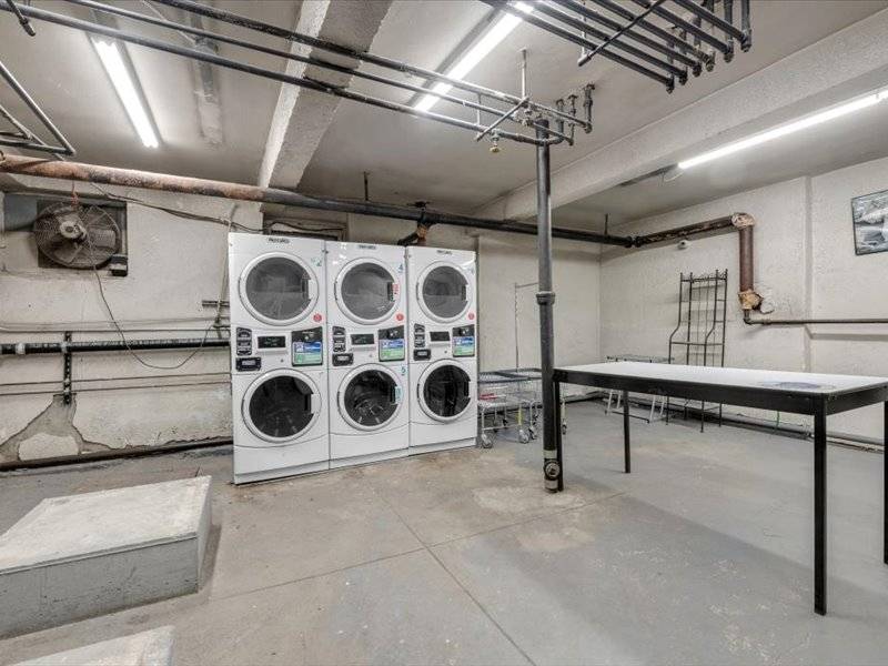 909 East 29th Street, UNIT&nbsp;2E, Brooklyn, NY, 11210