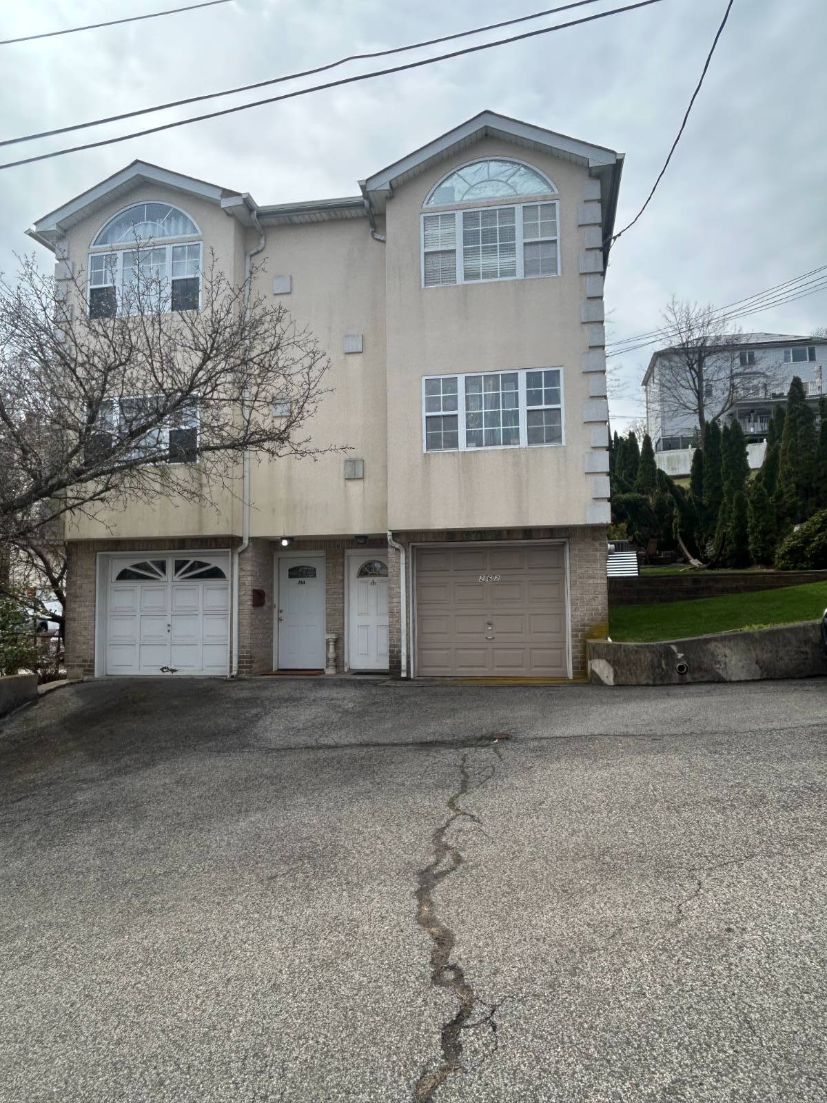 Photo of 262 Ward Ave, Staten Island, NY 10304