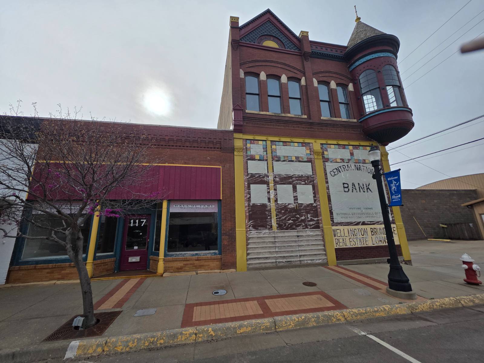 108 E 1st St, Ellsworth, KS, 67439