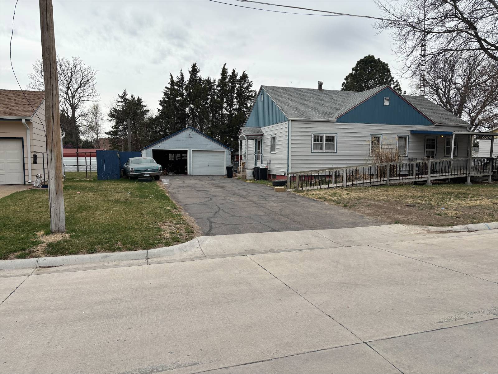 A-10; 100 Prairie View Cov