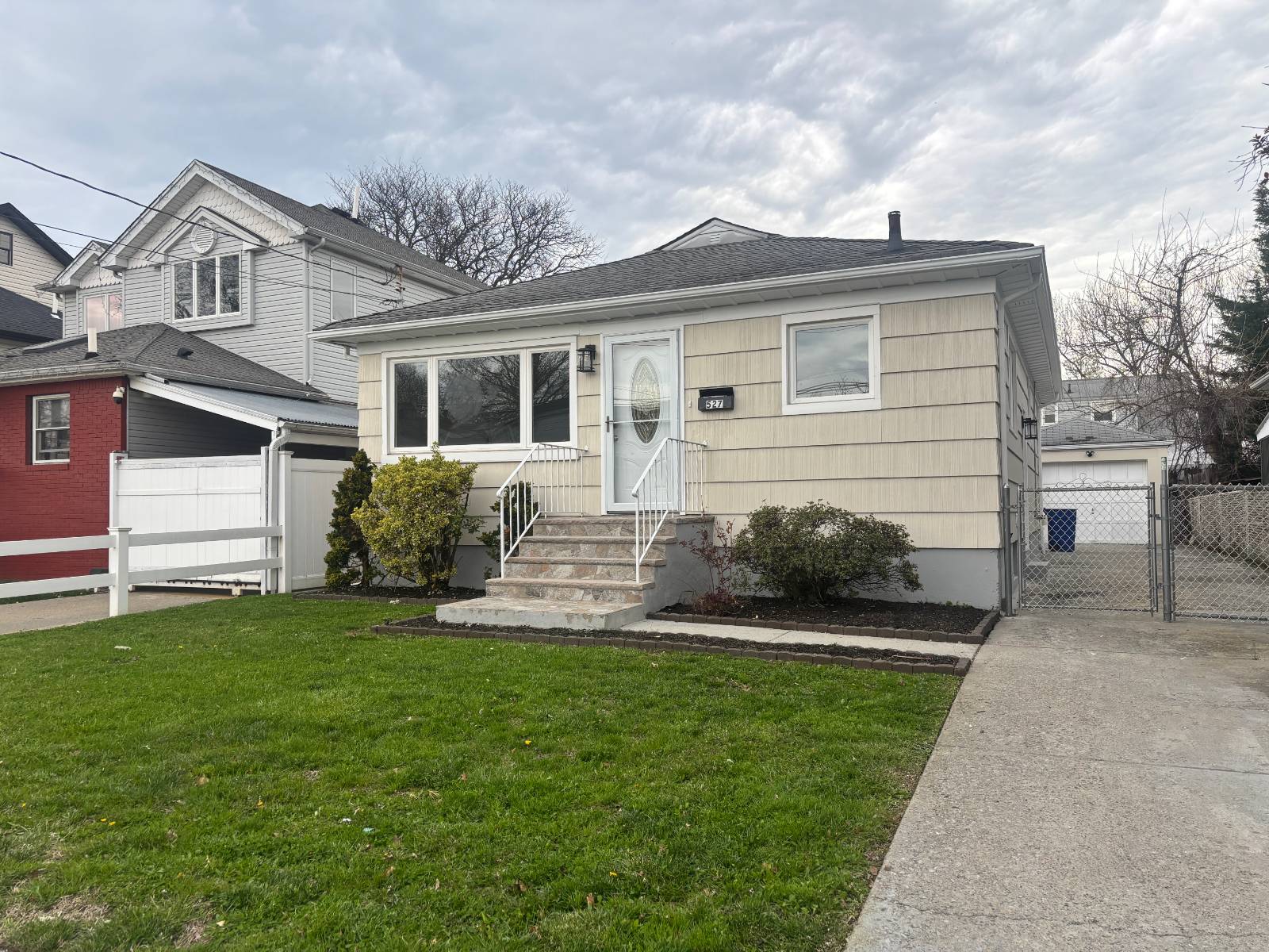 40 ELDERT LN UNIT&nbsp;3 FL, Brooklyn, NY, 11208