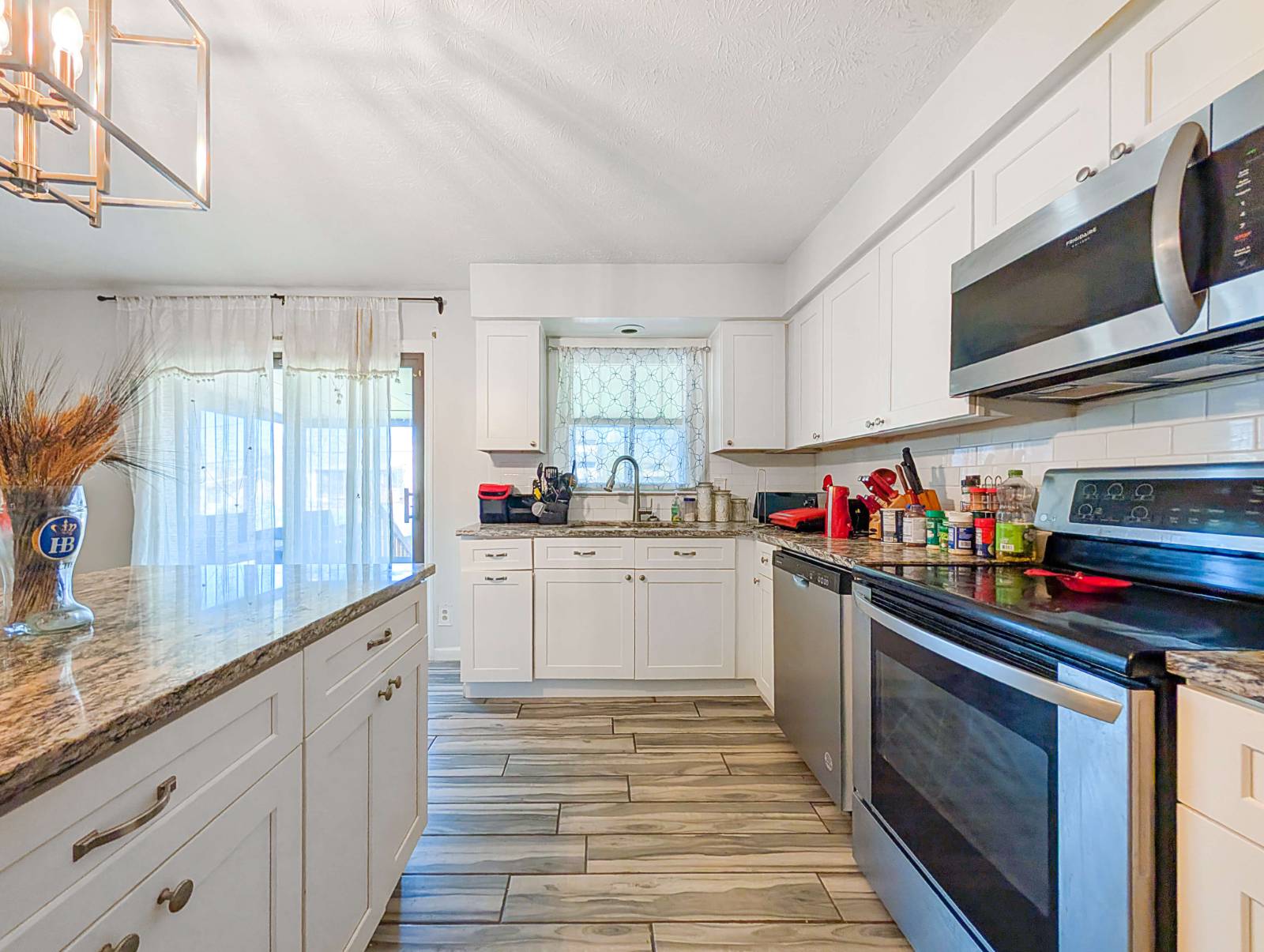 3812 Kittiwake Dr.