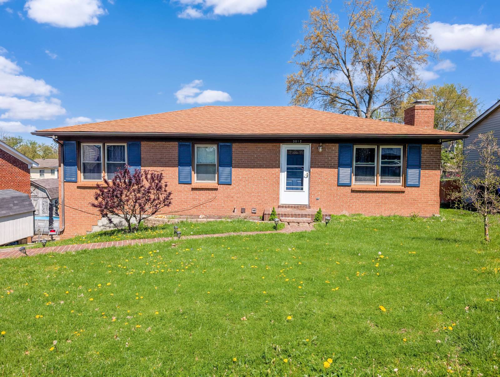 3812 Kittiwake Dr.