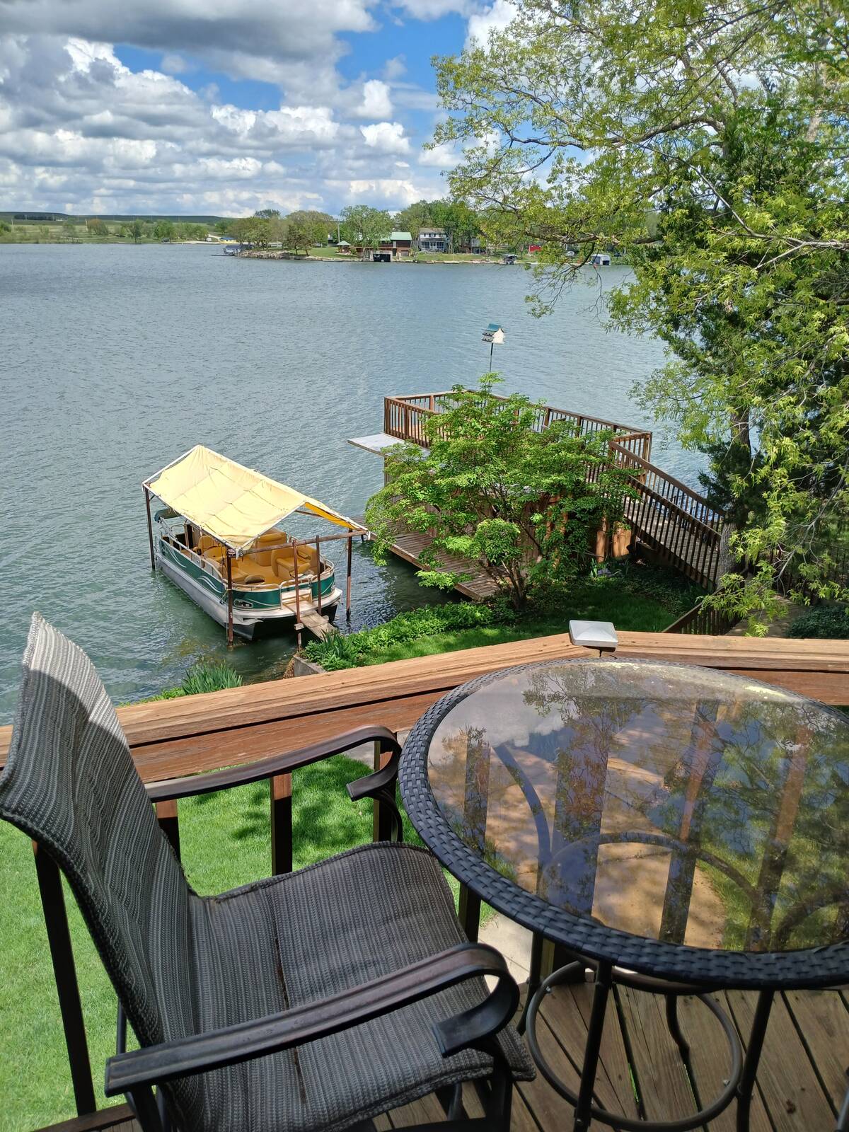 76 Lakeview Circle, Alma, KS, 66401