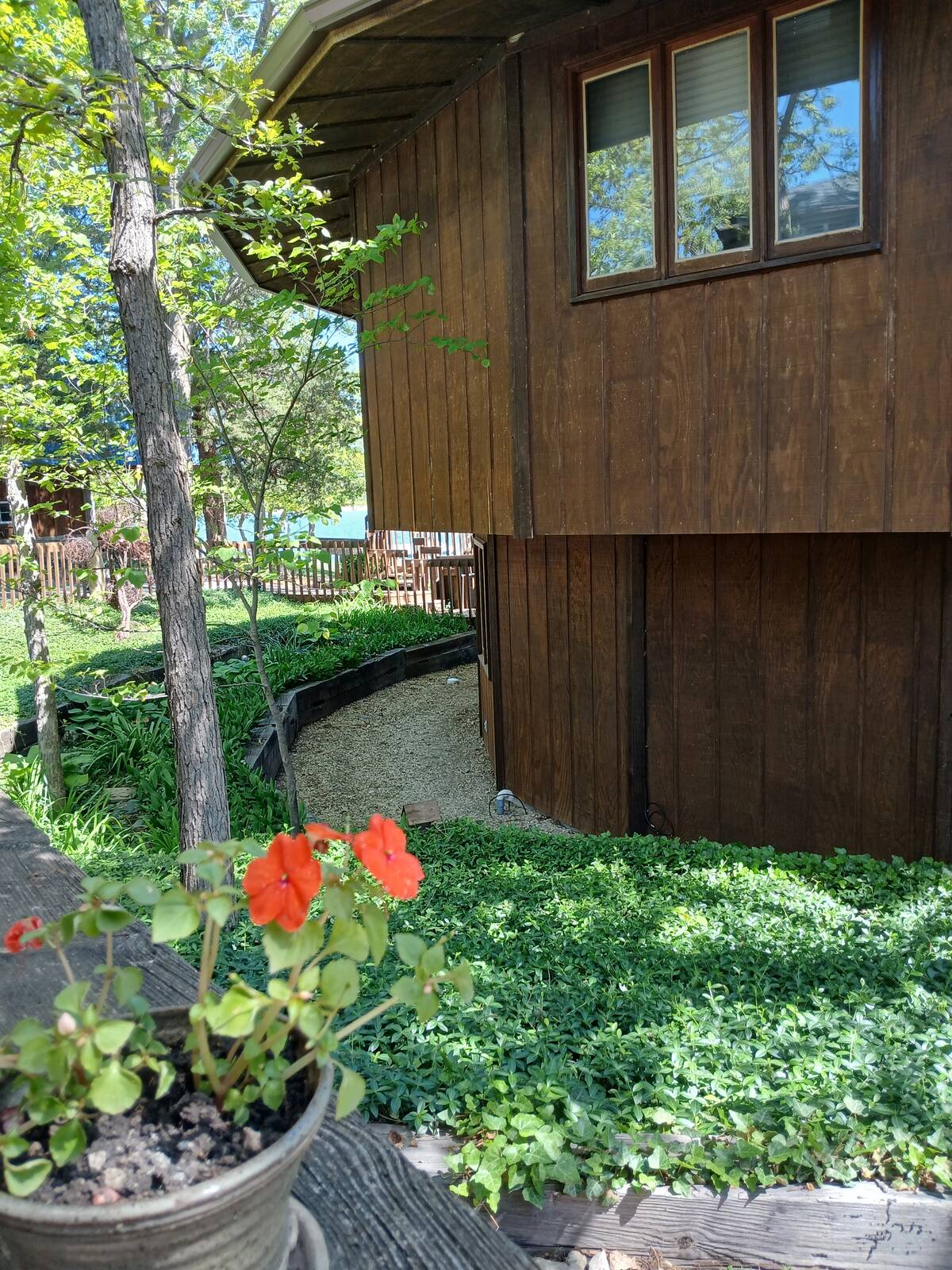 76 Lakeview Circle, Alma, KS, 66401