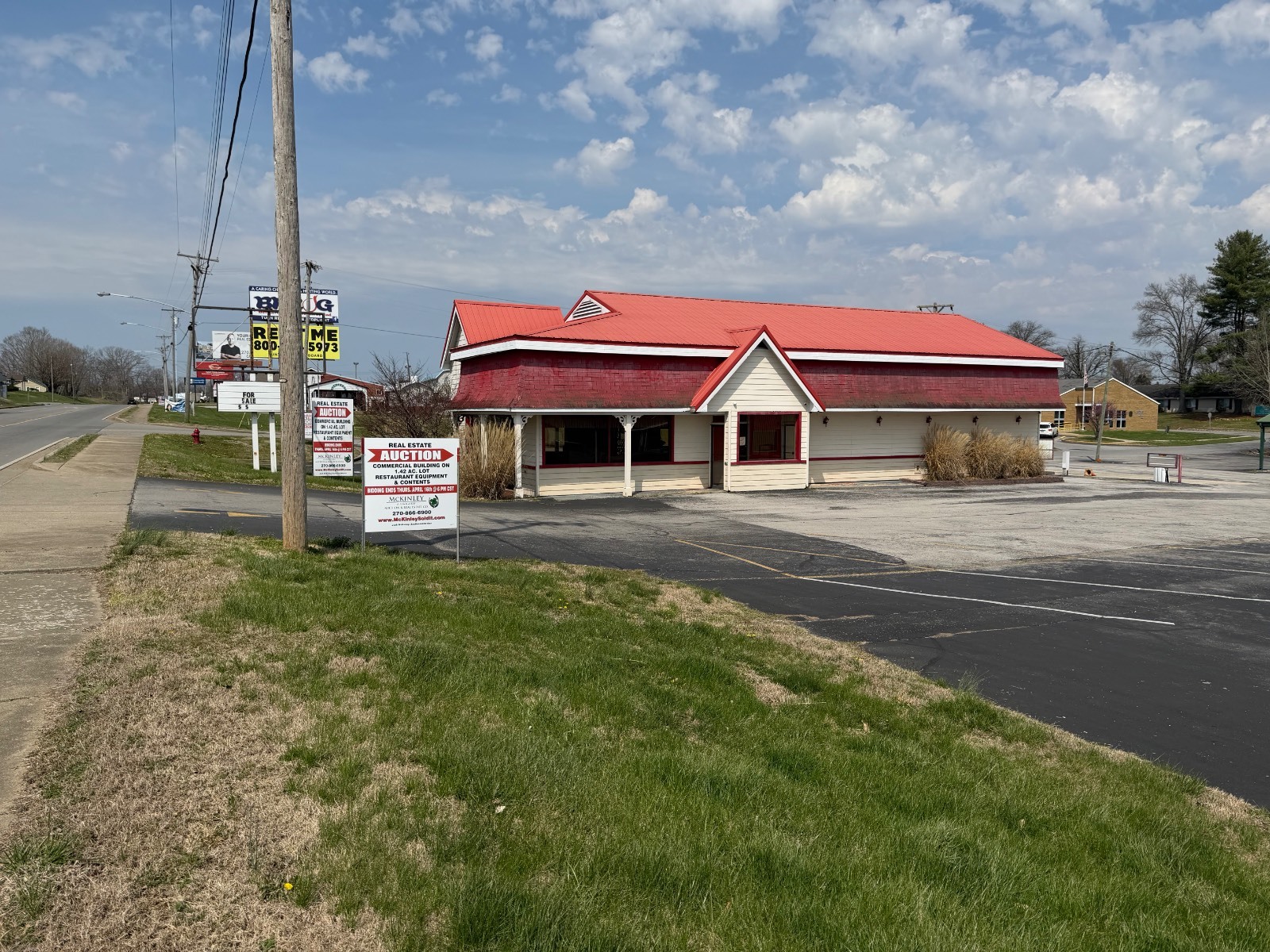 657 N Main St.