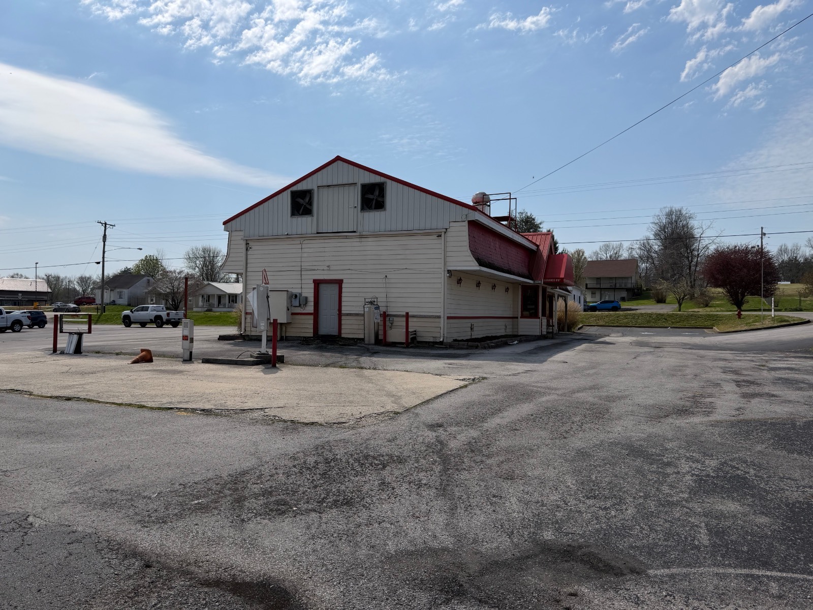 657 N Main St.