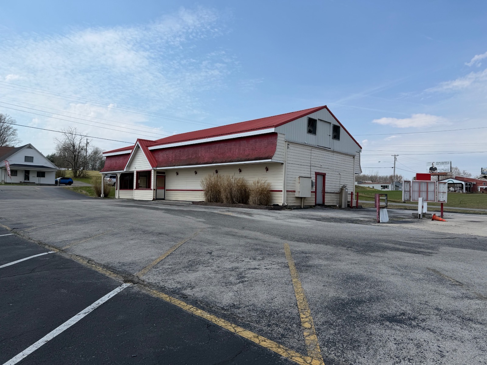 657 N Main St.
