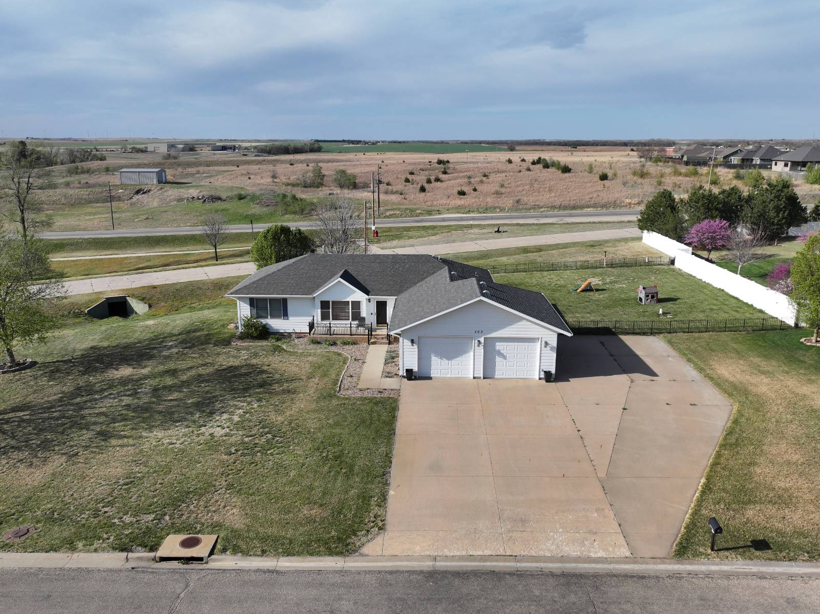 108 E 1st St, Ellsworth, KS, 67439