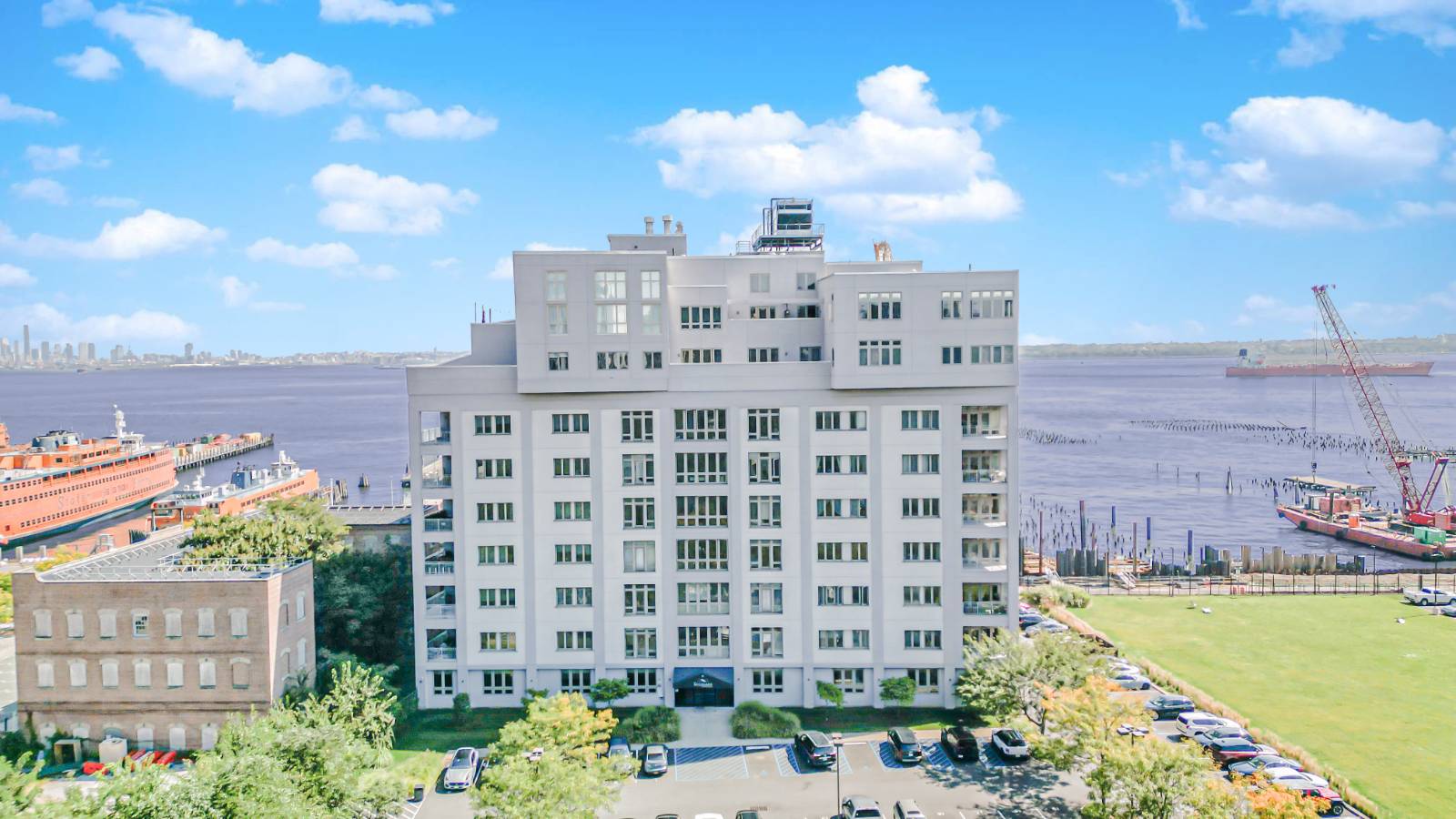 Photo of 90 Bay Street Landing #9F, Staten Island, NY 10301