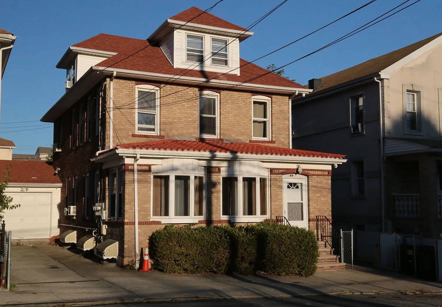 Photo of 69 Windom Ave, Staten Island, NY 10305
