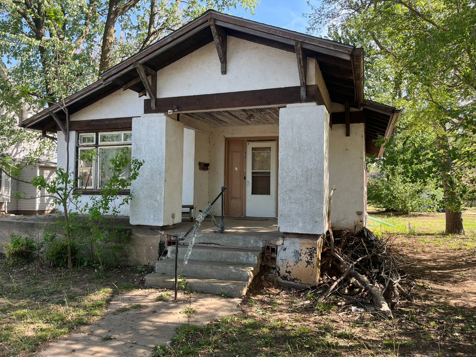 A-10; 100 Prairie View Cov