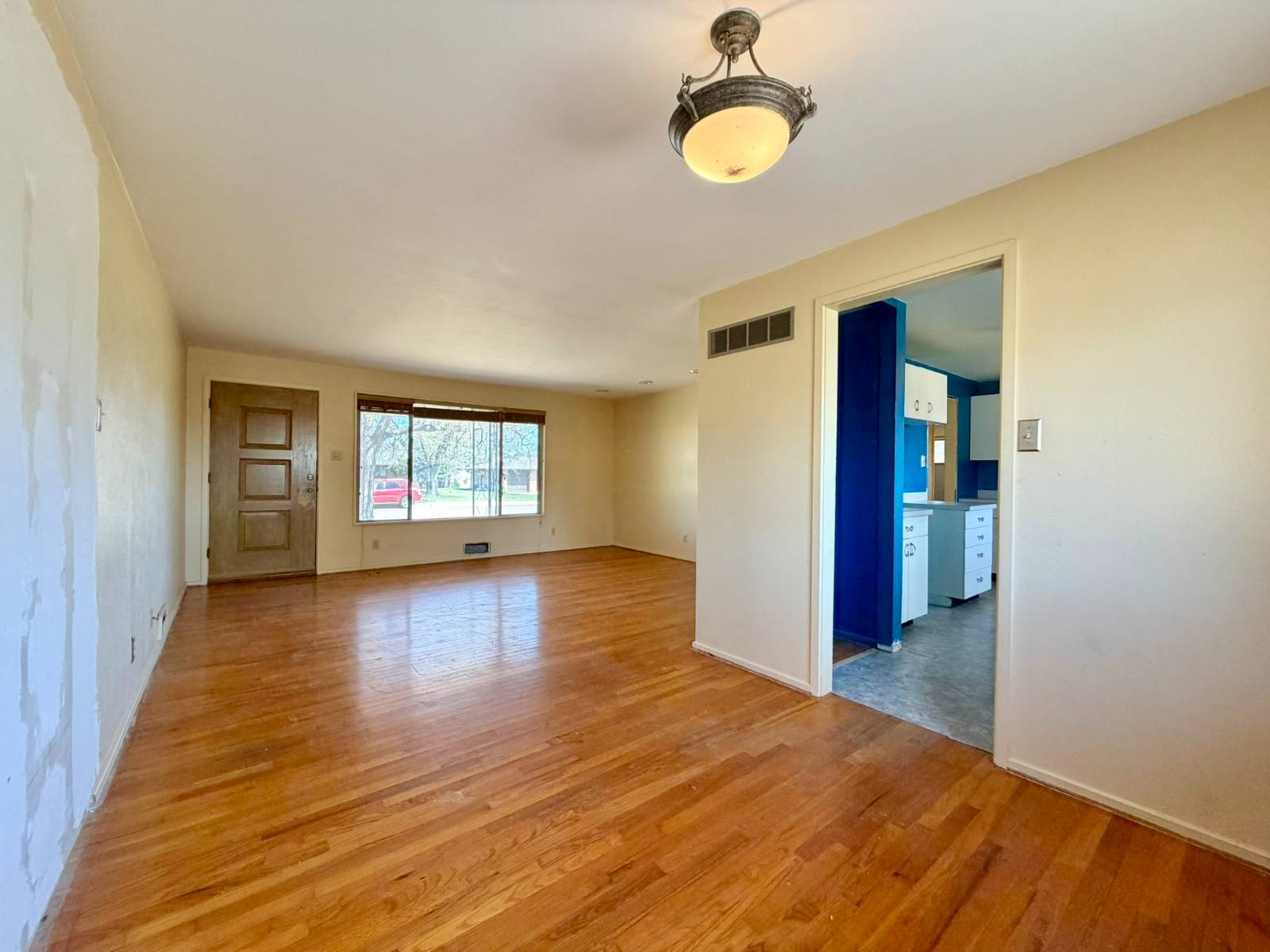 950 Mentlick Dr, Colby, KS, 67701