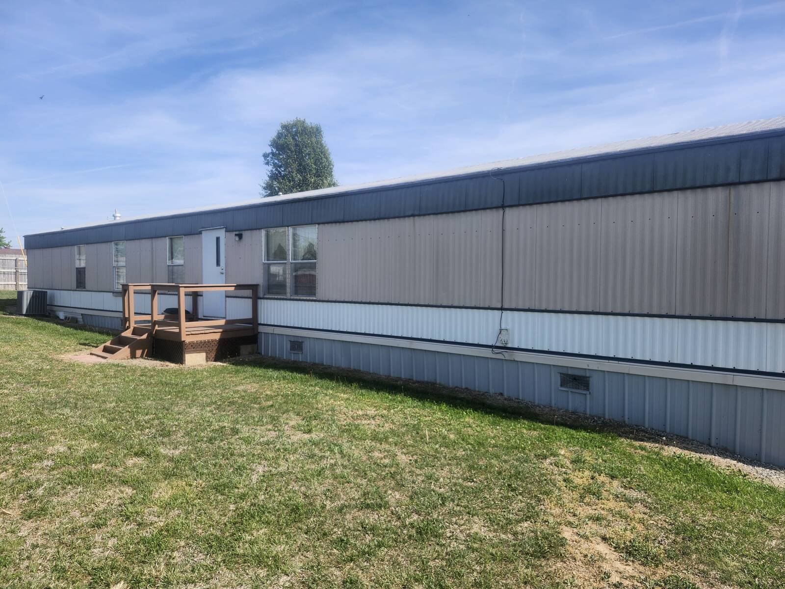 425 Davis Rd.
