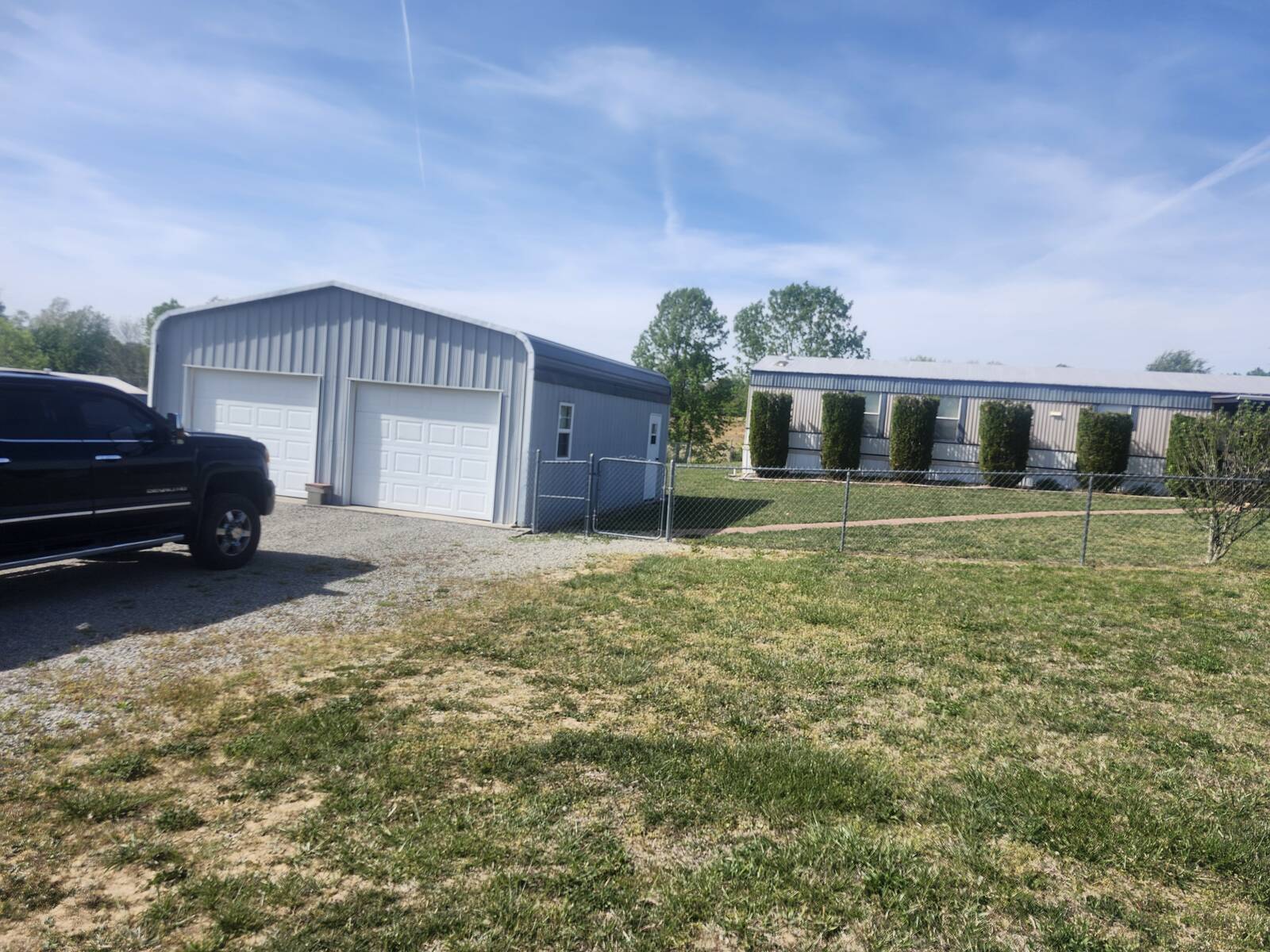 425 Davis Rd.