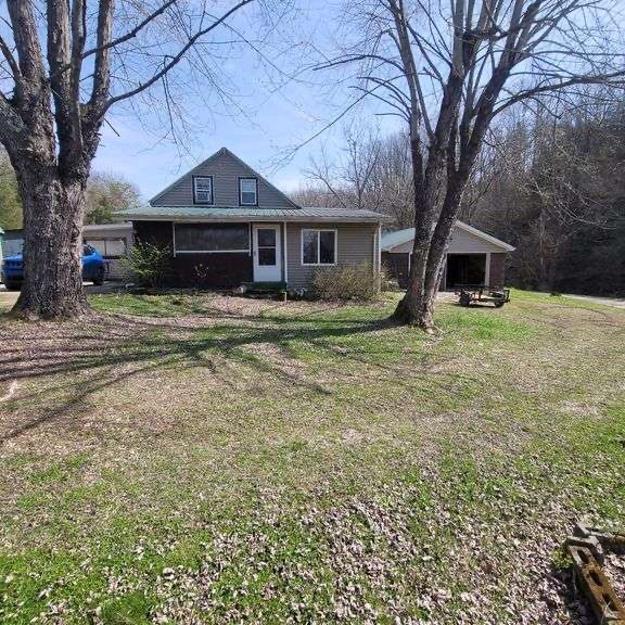 1265 Black Lick Rd