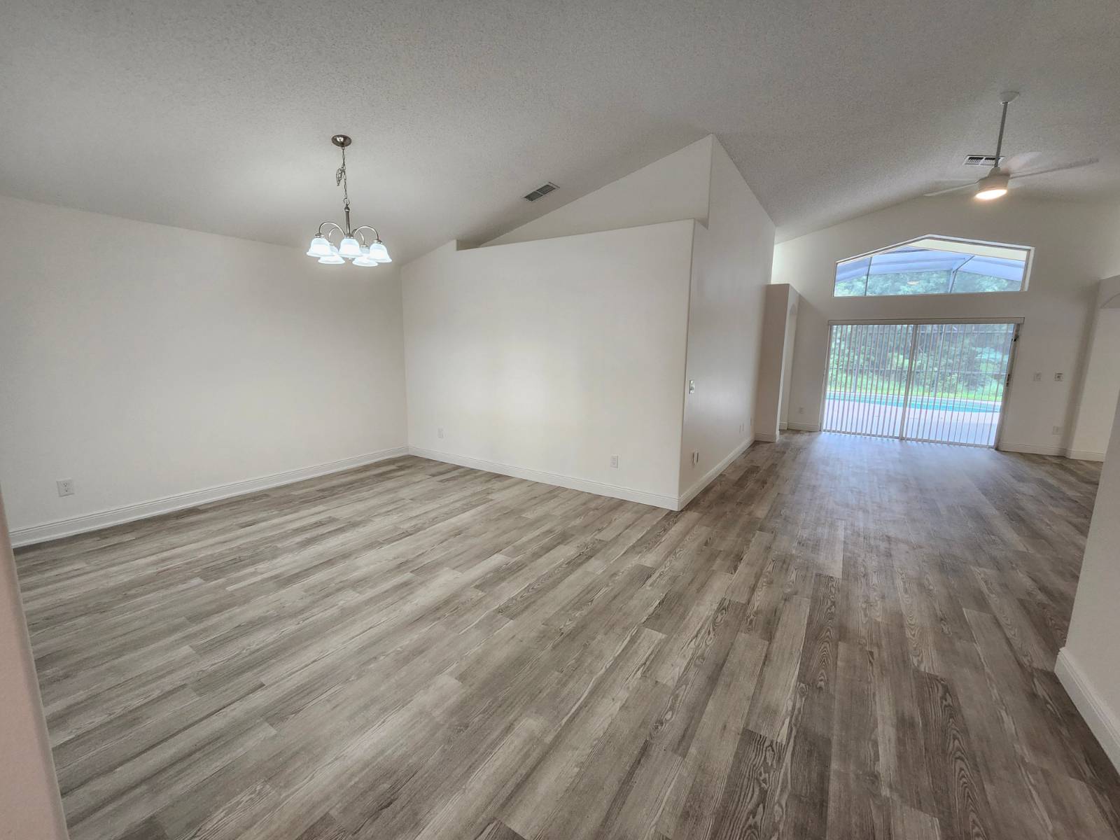 4694 Prairie Point Blvd., Kissimmee, FL 34746