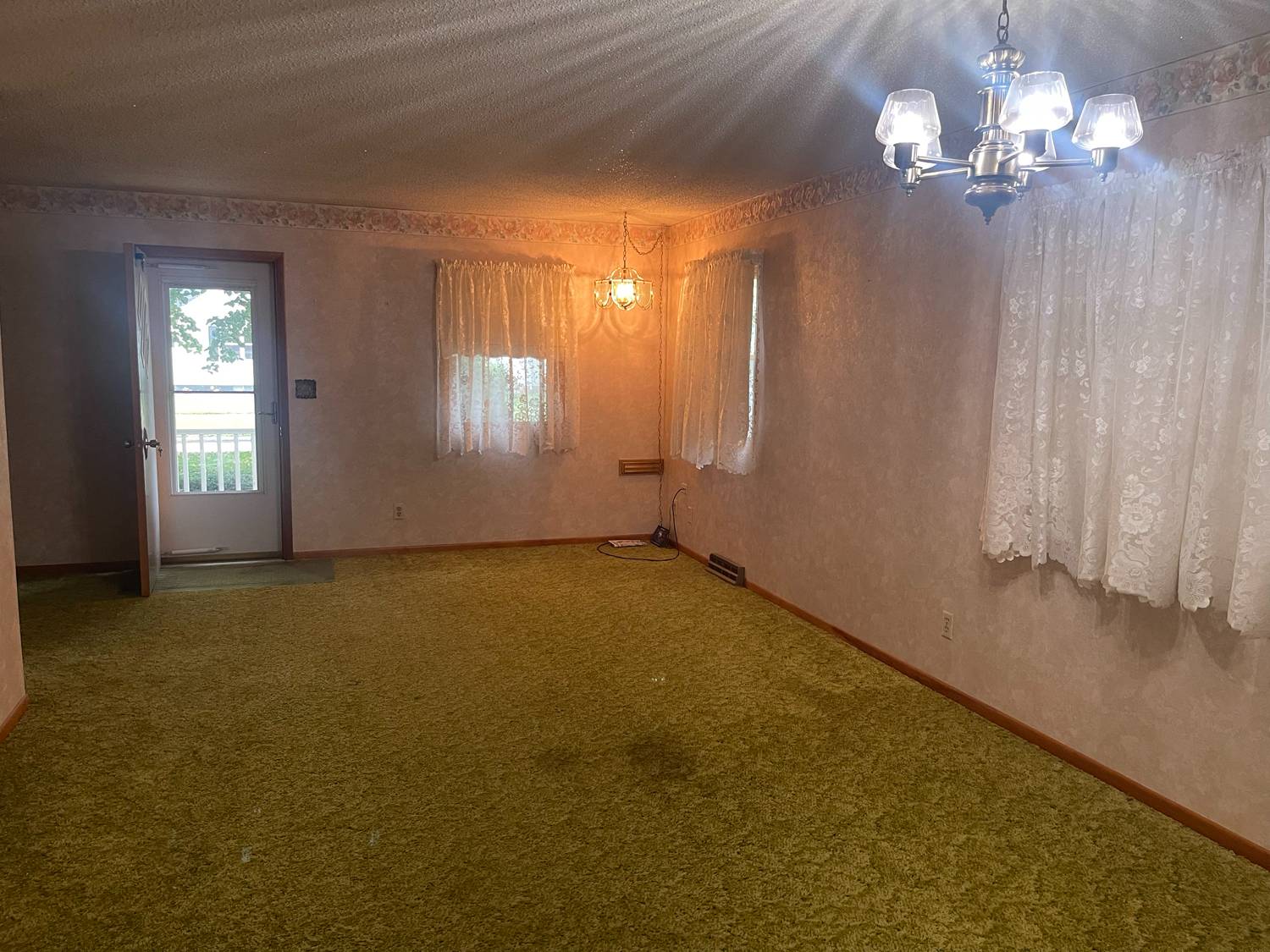 Photo 31 of 31 of home listing at 823 Grant, Holdrege, NE 68949