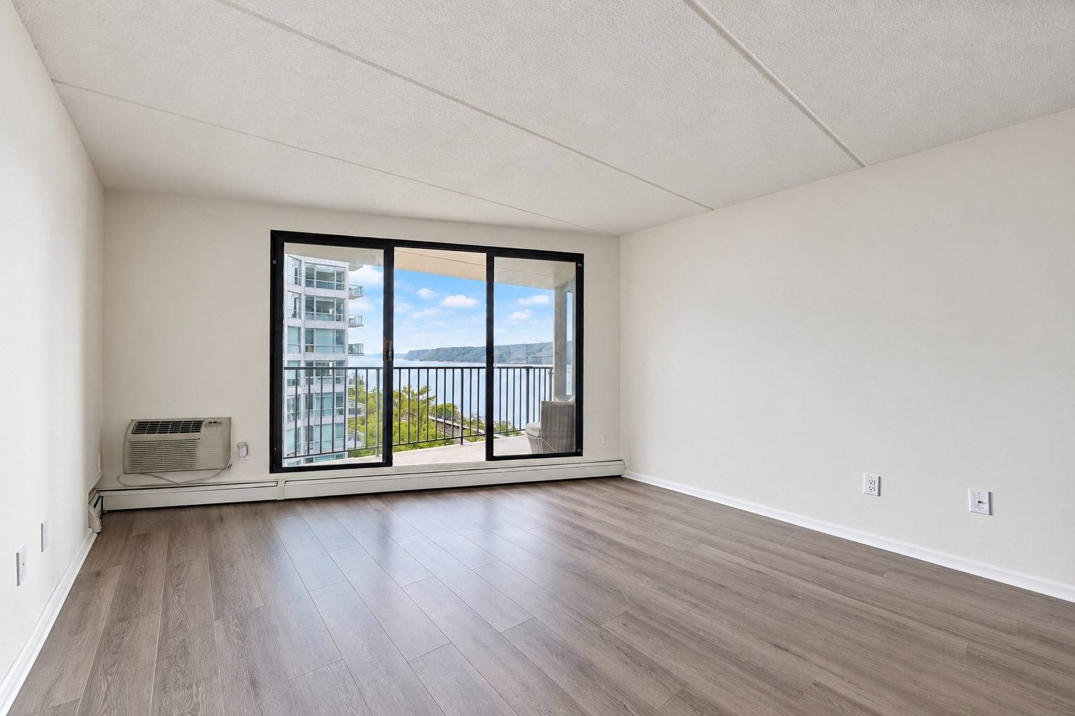 1155 Warburton Avenue, #7H