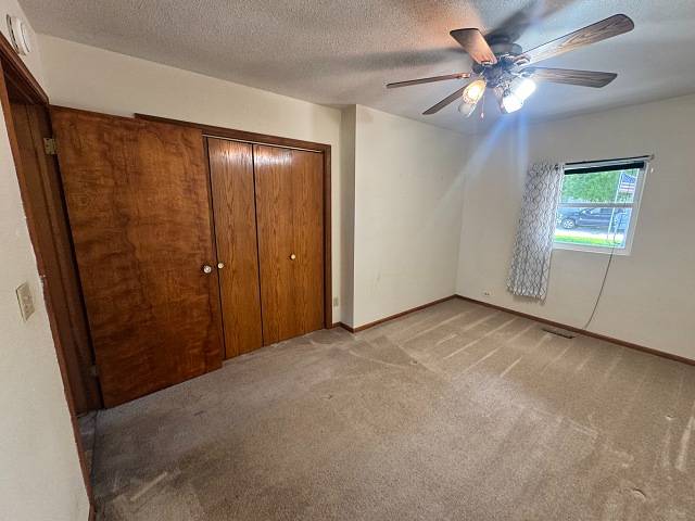 450 S 4th Avenue, Burwell, NE