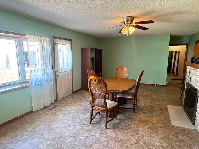 450 S 4th Avenue, Burwell, NE