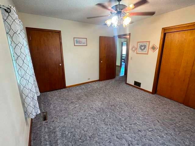 450 S 4th Avenue, Burwell, NE