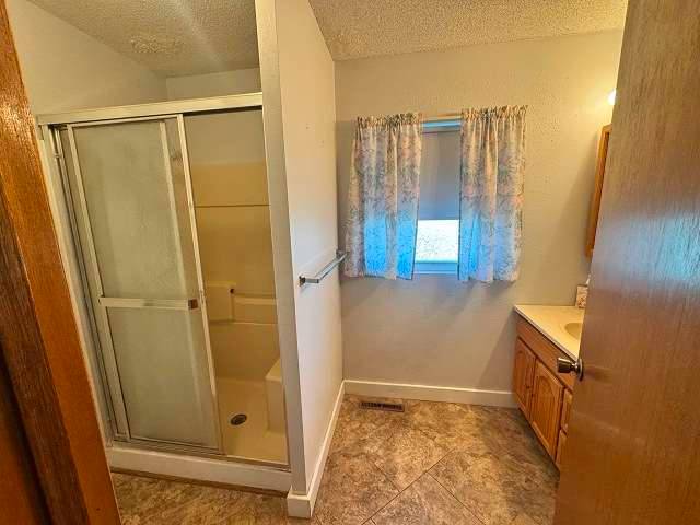 450 S 4th Avenue, Burwell, NE