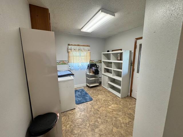 450 S 4th Avenue, Burwell, NE