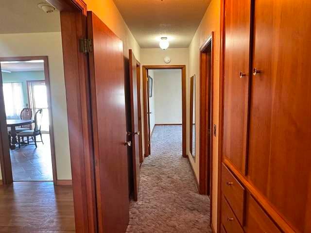 450 S 4th Avenue, Burwell, NE