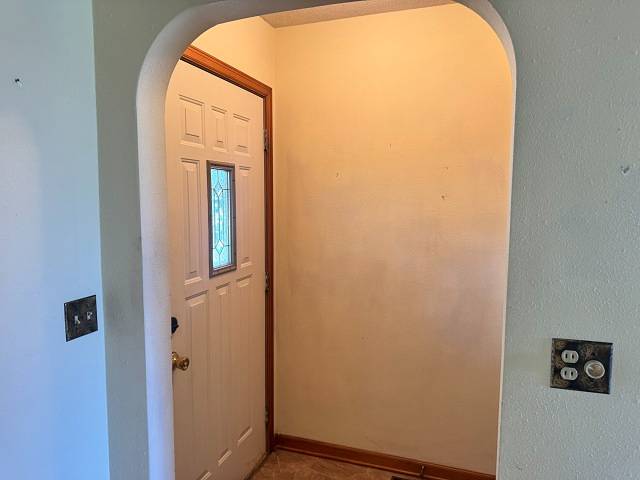 450 S 4th Avenue, Burwell, NE