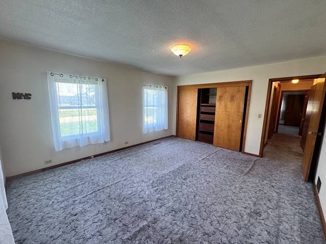 450 S 4th Avenue, Burwell, NE