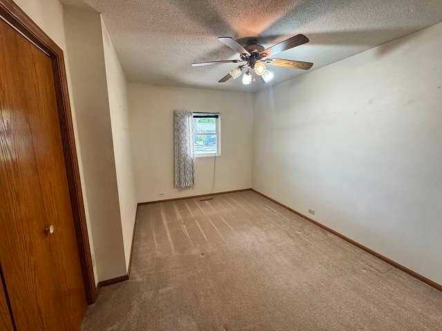 450 S 4th Avenue, Burwell, NE