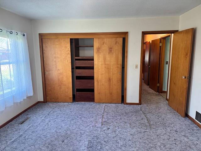 450 S 4th Avenue, Burwell, NE