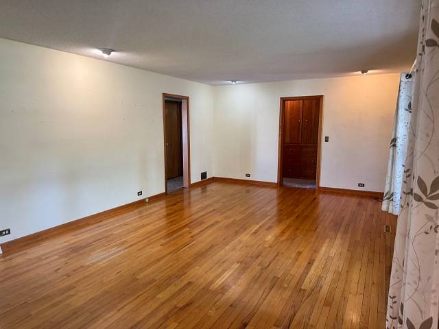 450 S 4th Avenue, Burwell, NE