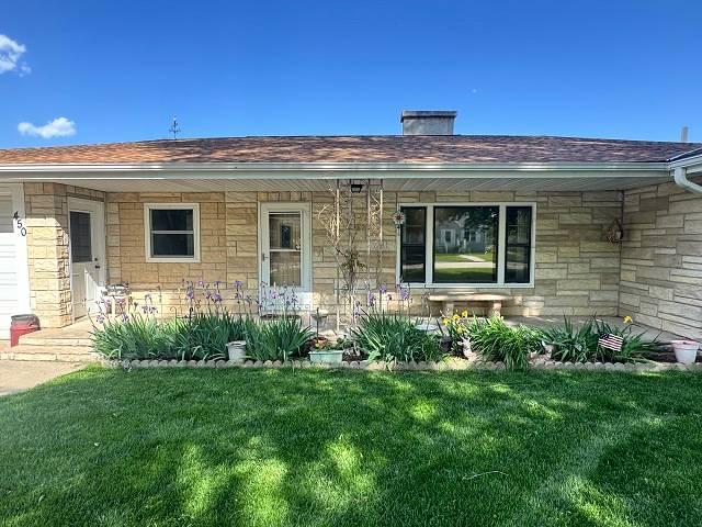 450 S 4th Avenue, Burwell, NE