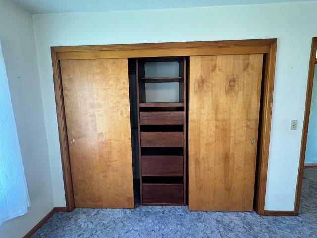 450 S 4th Avenue, Burwell, NE