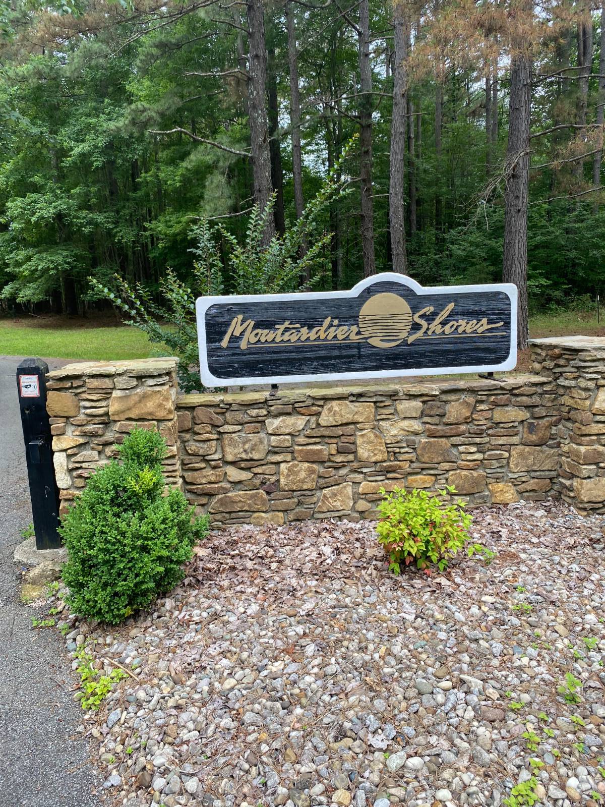 460 Moutardier Shores Drive