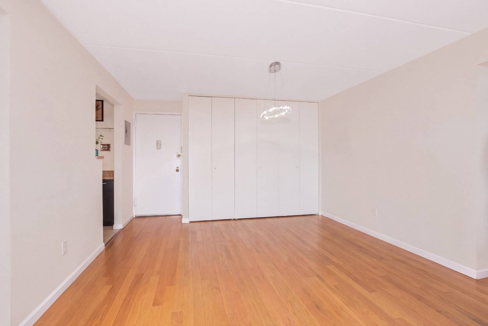 1155 Warburton Avenue, #3PR